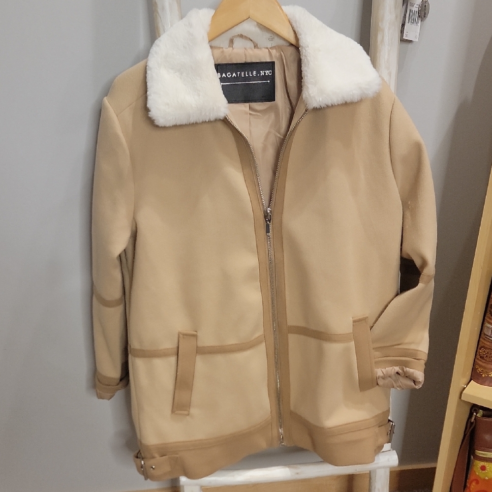 Bagatelle Womens Beige Jacket with Faux Fur Collar